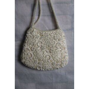 Beautiful Vintage Beaded Purse With Handles